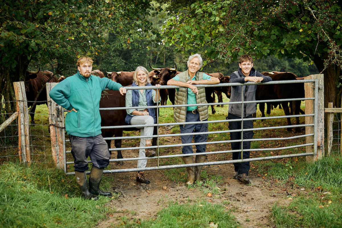 Q522 Locate Sussexpeasant 1146 2500Px Srgb