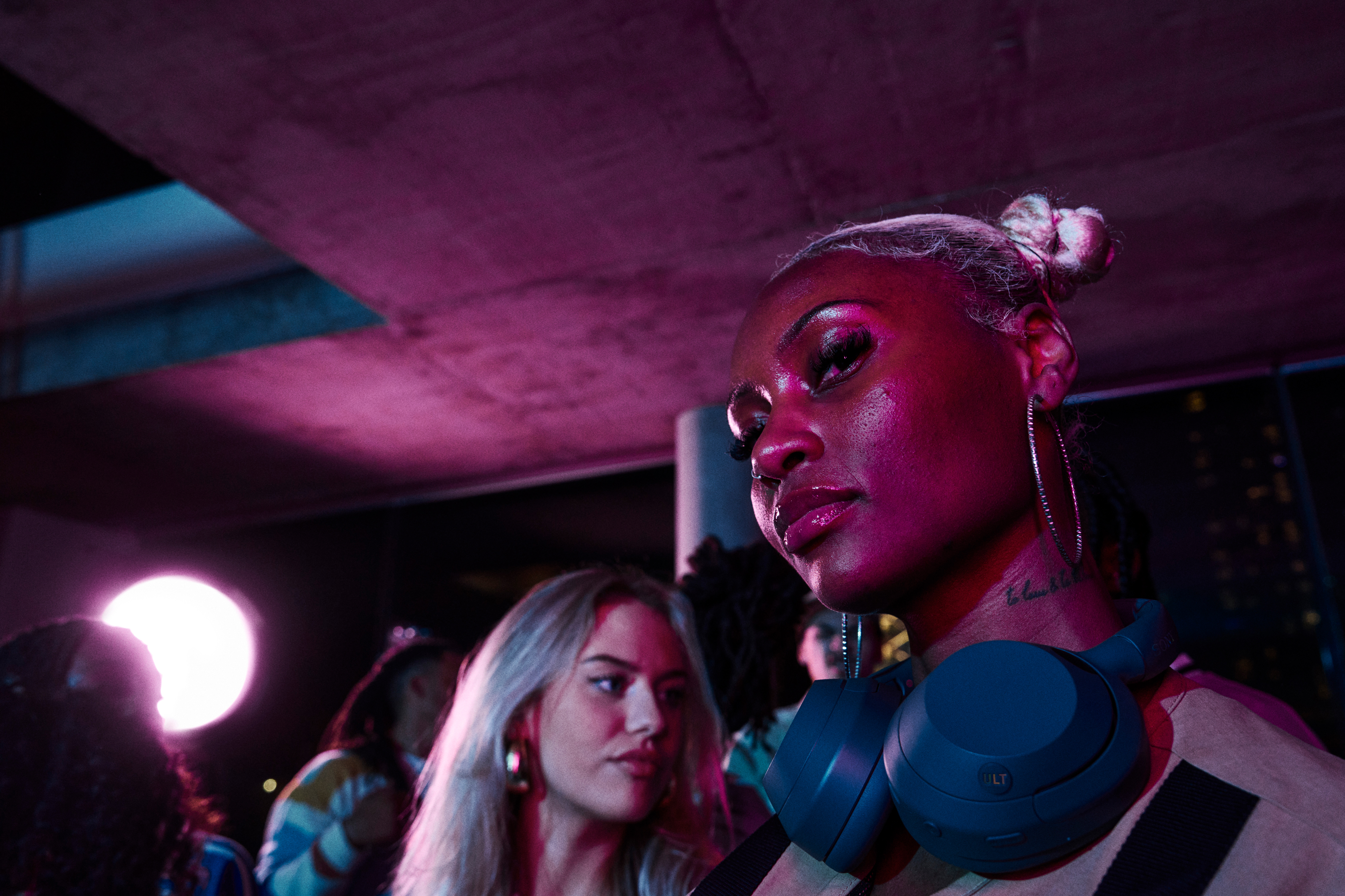 26 29 32 33 ULT Tower10 03168 V02